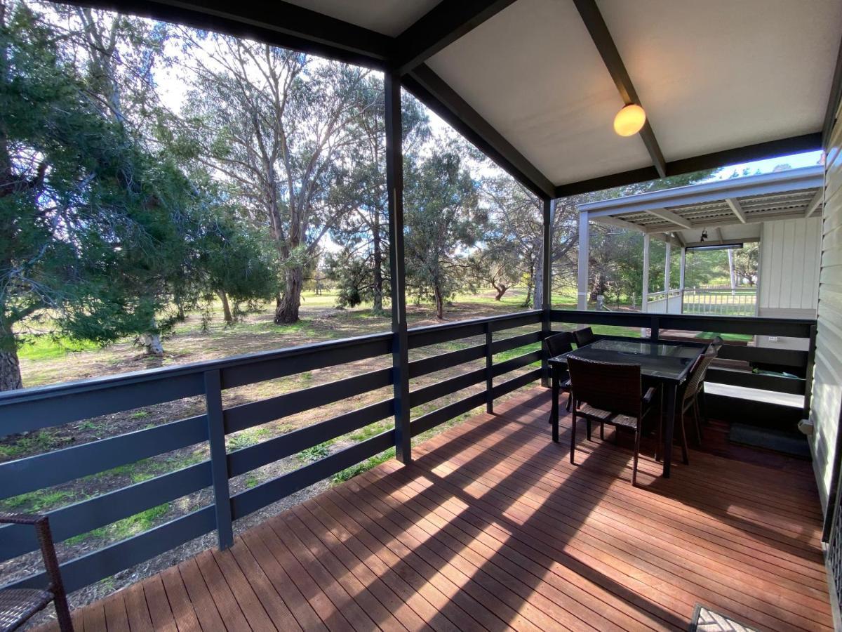 Cobram Barooga Golf Resort Exteriör bild