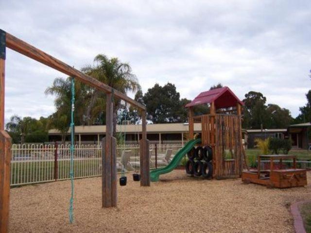 Cobram Barooga Golf Resort Exteriör bild
