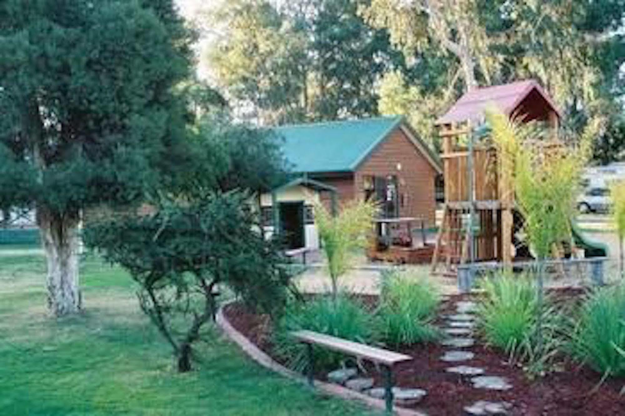 Cobram Barooga Golf Resort Exteriör bild