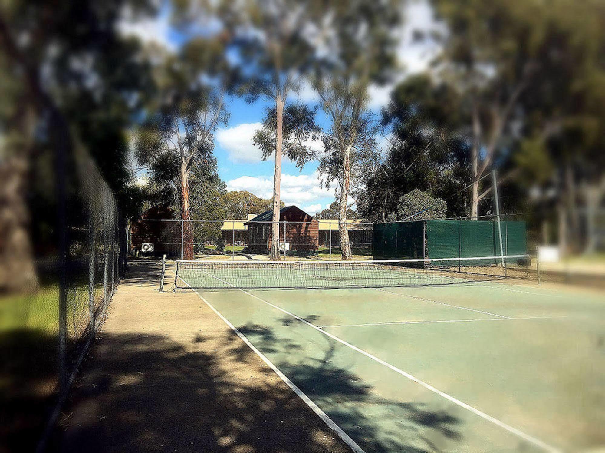 Cobram Barooga Golf Resort Exteriör bild